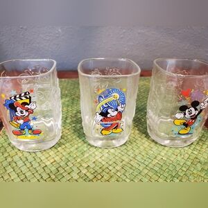 Set of 3 McDonald's Walt Disneyworld glasses (2000)